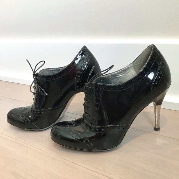 Black Patent Jessica Simpson Heeled Oxfords - 6 - Picture 2 of 5